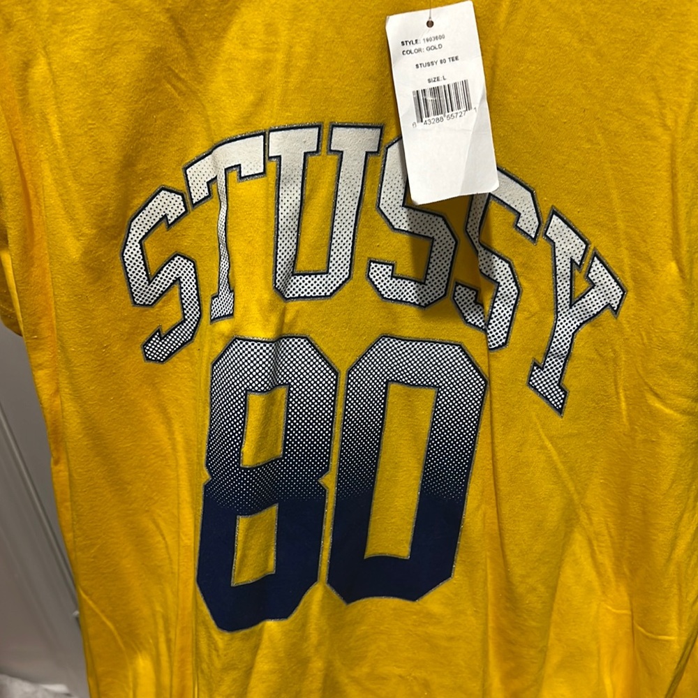 Stussy t shirt